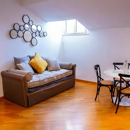 Lucina 35 Апартаменты *